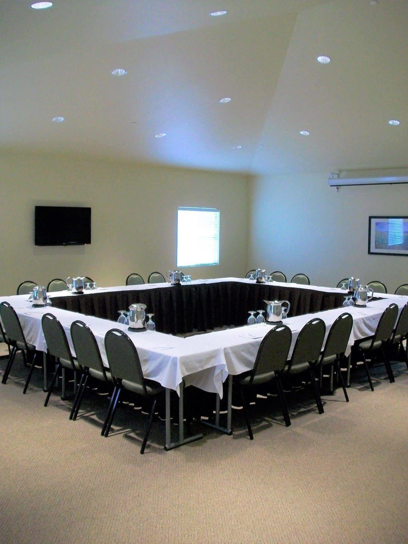 Ledgestone Hotel Yakima Luaran gambar