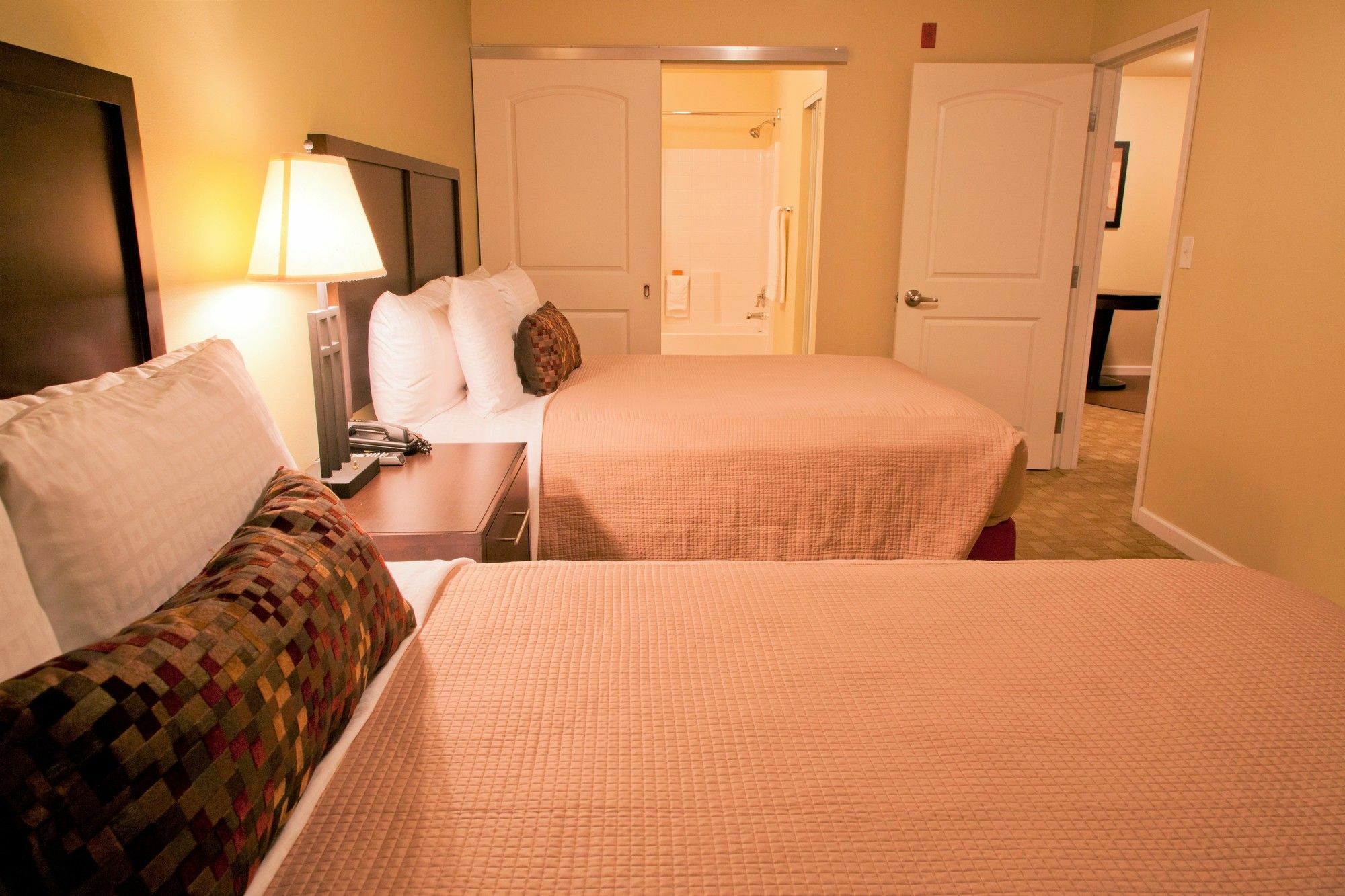 Ledgestone Hotel Yakima Luaran gambar